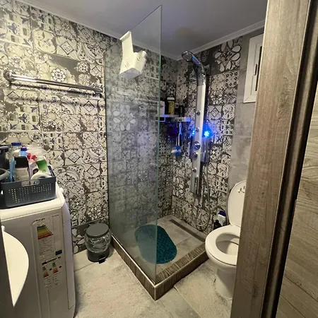 Cozy Rhodes アパート